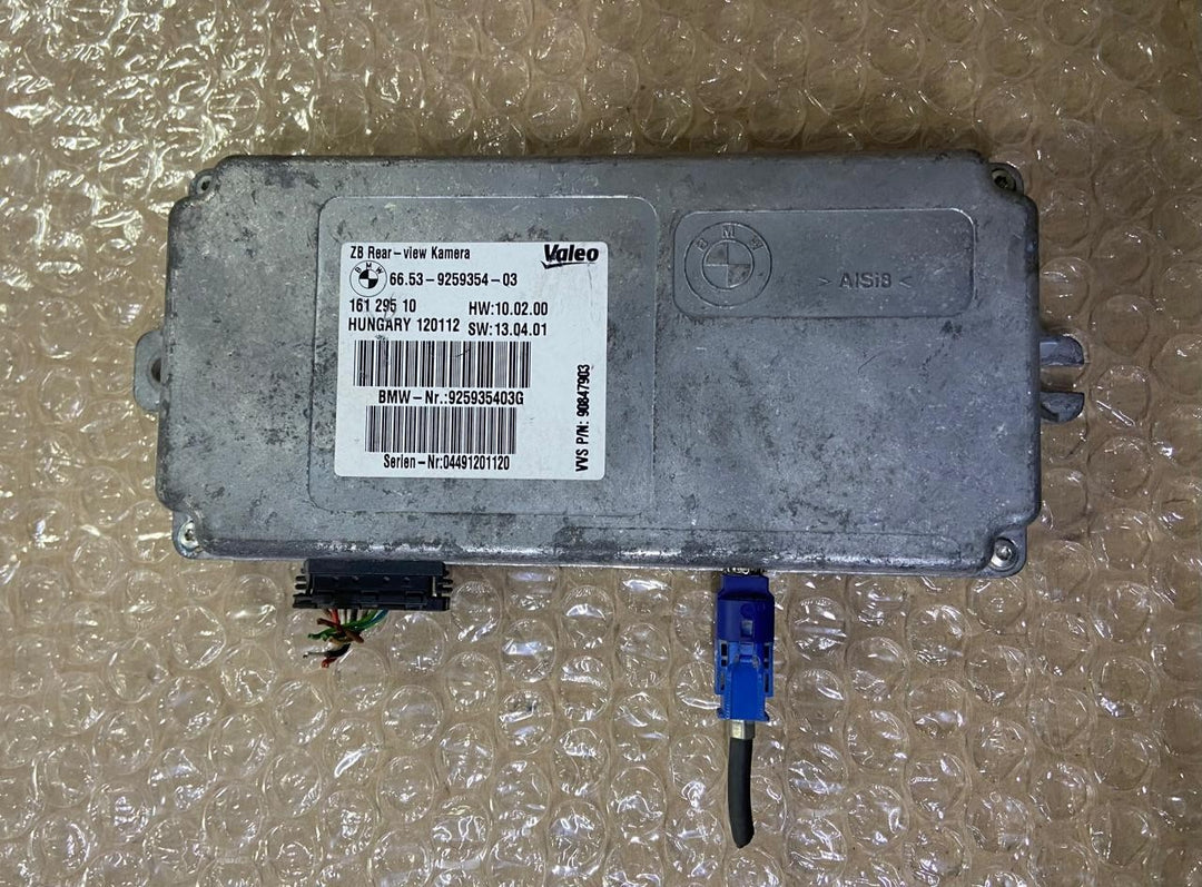 OEM BMW F10 5-SERIES 550i 2012 REAR VIEW BACK UP CAMERA CONTROL MODULE 9259354