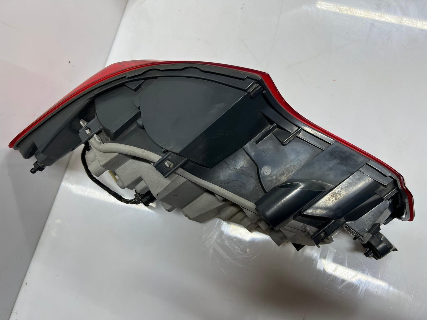 OEM BMW Rear Tail Light Assembly 7295424 Right Genuine 2' F22, F23, F87 OEM
