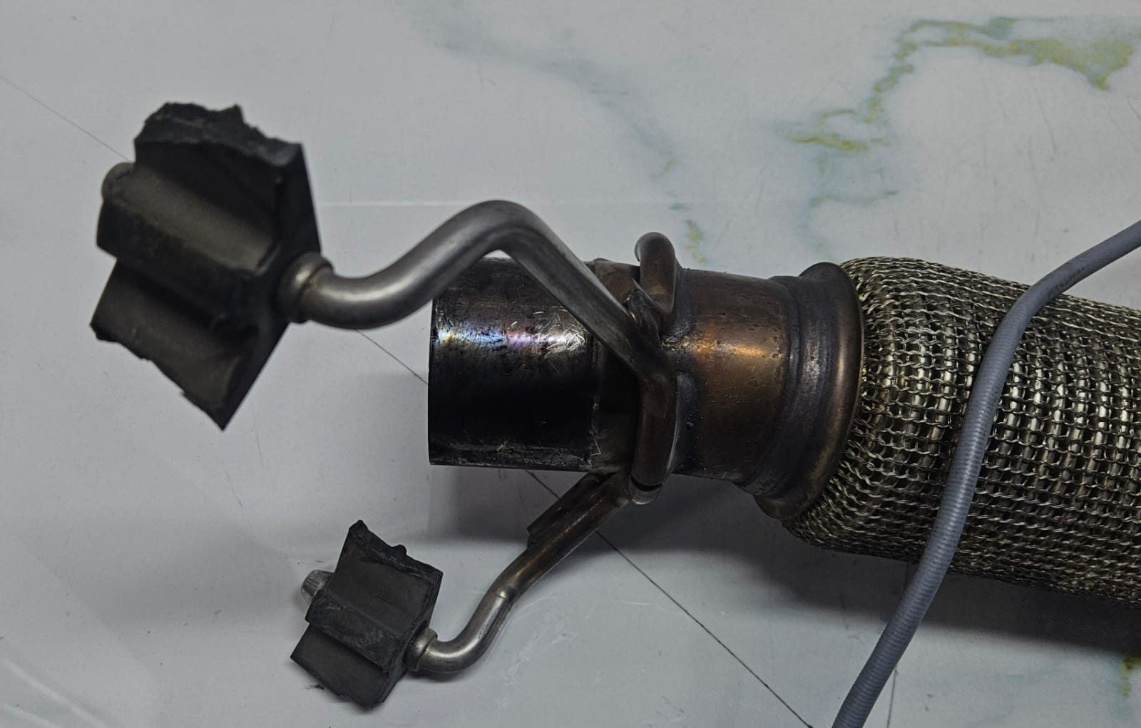 2018-2020 BMW X2 F48 B38 Catalytic Converter 8616302 OEM