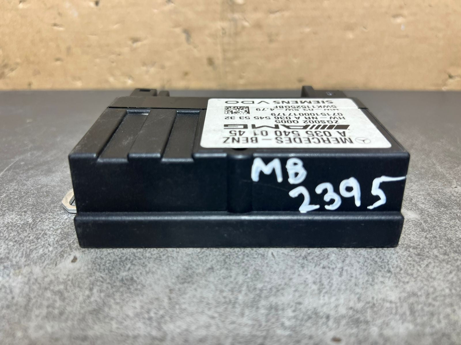 Mercedes W164 ML63 CLS63 AMG Fuel Pump Motor Control Module  A035 5400145 OEM