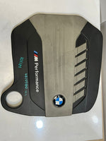 Load image into Gallery viewer, 2010-2016 BMW 550i F10 F11 F01 F02 F15 F16 E70 E71 Engine TOP Cover 7800350 OEM