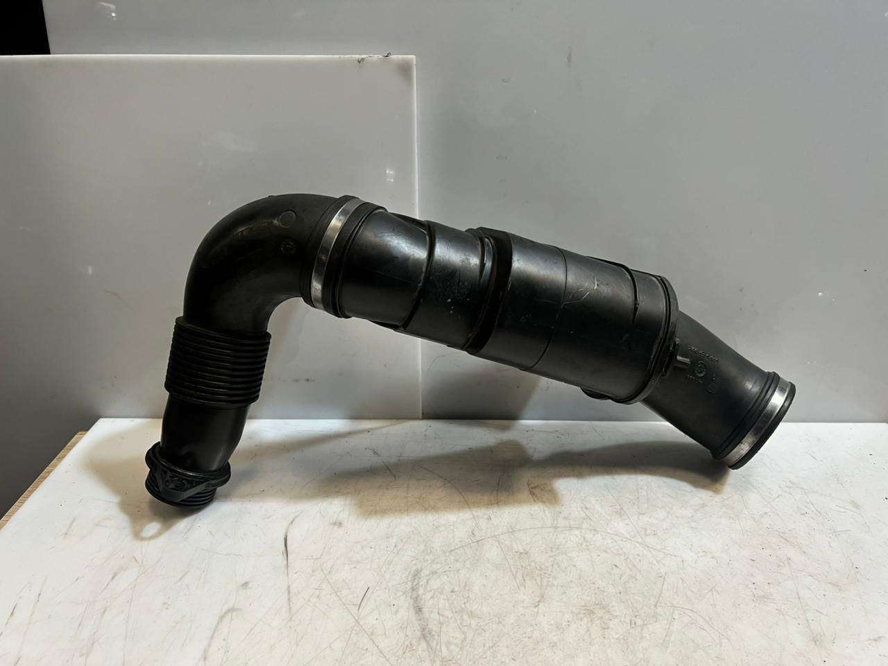 2011-2016 BMW F10 F11 F07 F18 GT 528i 535i Air Intake Duct LINE PIPE 7612094 OEM