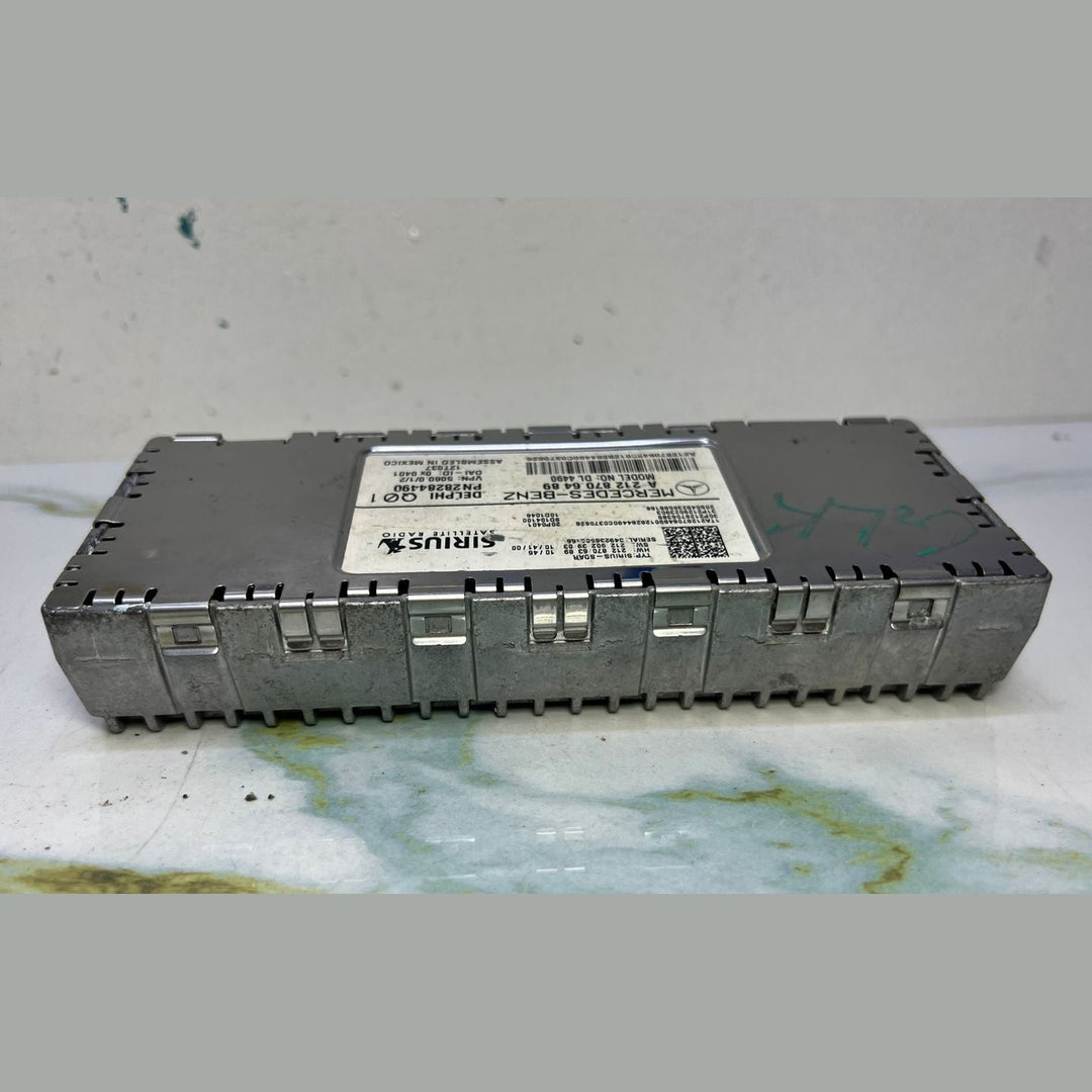 09-2018 Mercedes-Benz C300 Satellite Radio Receiver Control Module A212 8706489