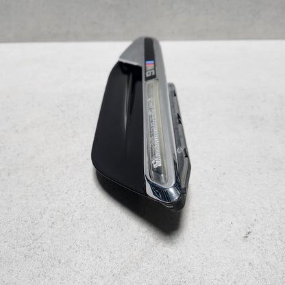 2012-2018 BMW M6 Front Fender Side Marker Light 8050519 M6 F06 F12 F13
