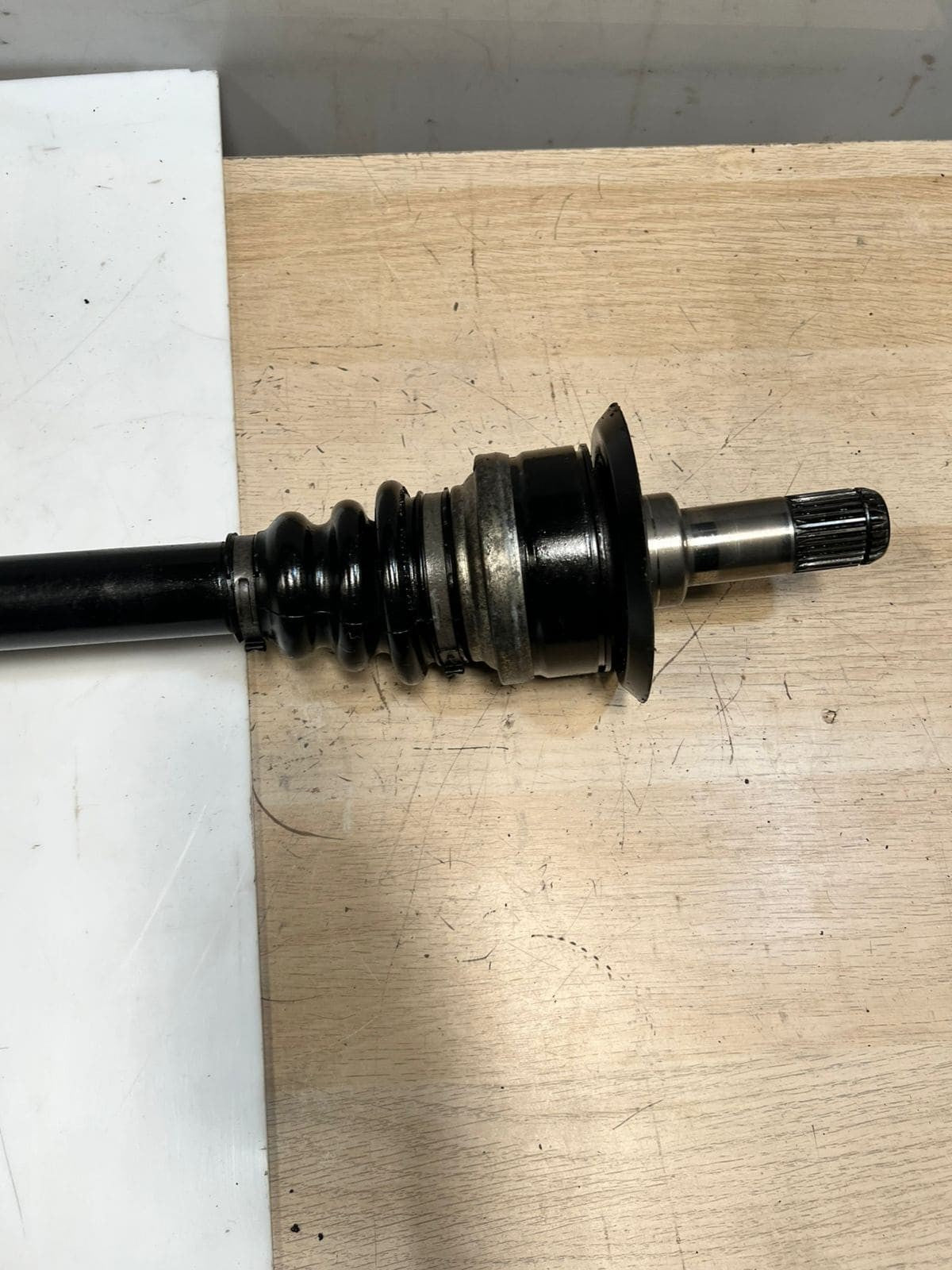 2013-2015 BMW 335i f30 Rear Left Axle Output Shaft 7597677