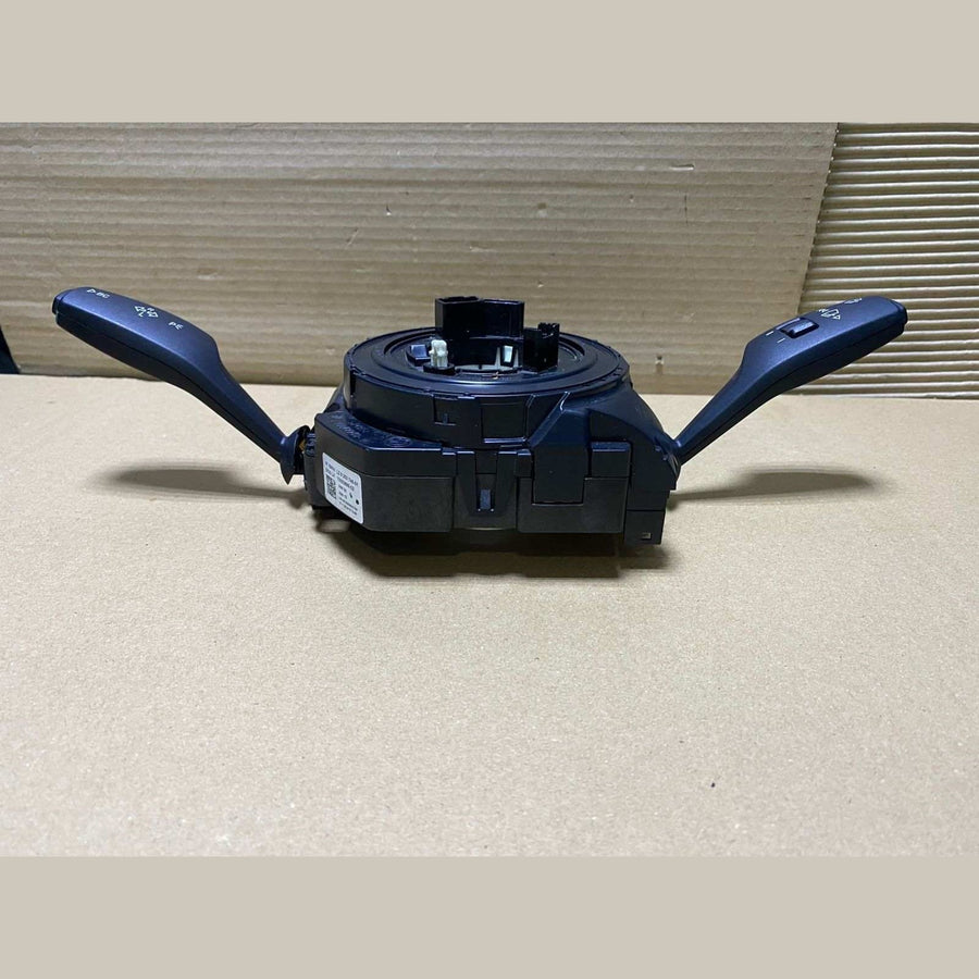 2012-2013 BMW 325i Steering Column Switch 9253746 F30 F33 F36 2 3 4 Series