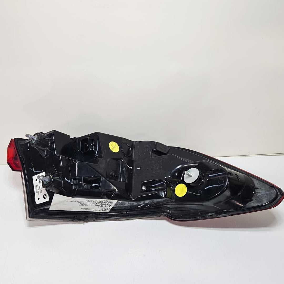 2020 BMW 3 Series G20 G21 320i Rear Taillight Right Side Outer 7495084