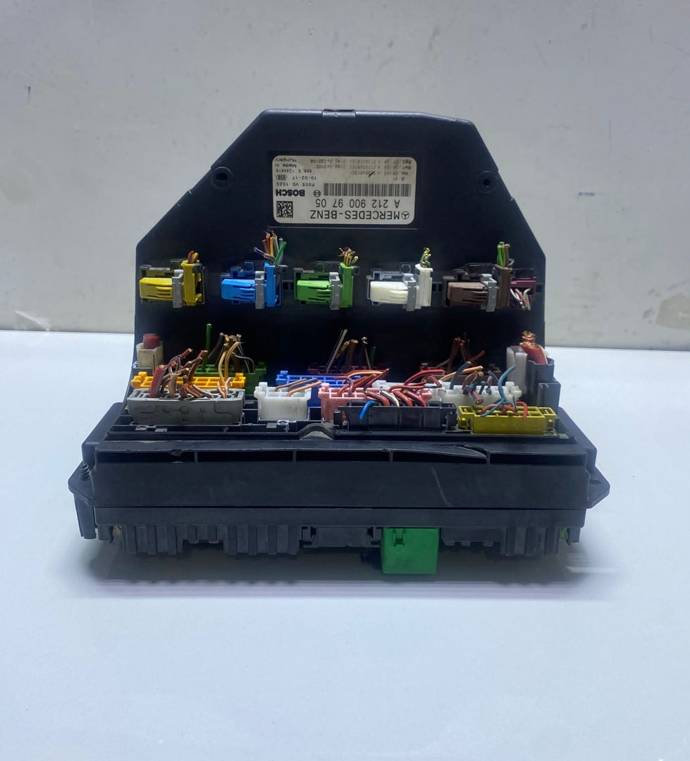 2010-2013 Mercedes-Benz C200 Front Sam Fuse Box Control Module A2129009705