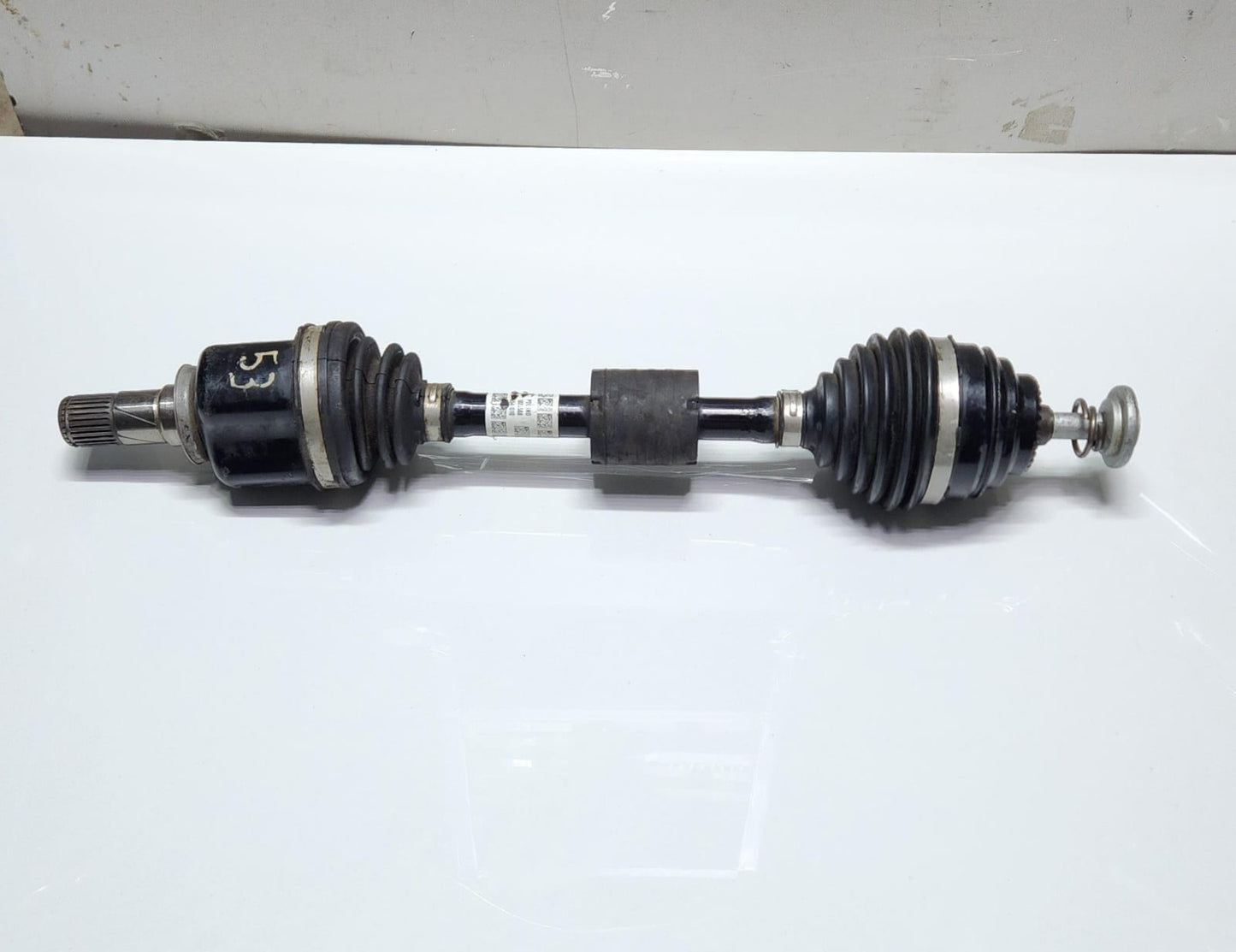 2019-2024 BMW 118i Front Drive Shaft 8681523 1 Series F40 and BMW 2 Series F44 