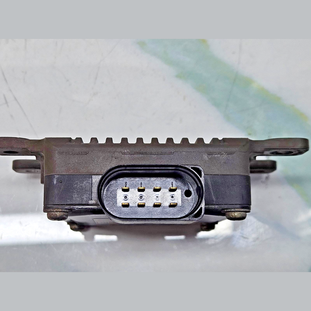 2014-17 BMW I8 OEM TRANSMISSION FLUID PUMP CONTROL MODULE 8648526 OEM