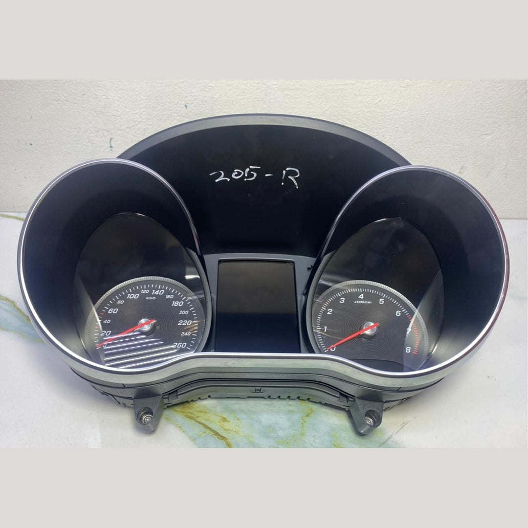 Mercedes Instrument Cluster A2059000234