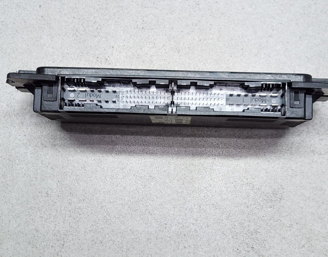 2007-2013 BMW X5 Footwell Light Control Module 6827063 X5 X6 E70 E71