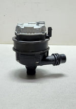 Bild in die Galerieansicht laden, BMW Auxiliary Water Pump Electric 8637953 1, 2, 3, 4, 5 Series and M4 OEM