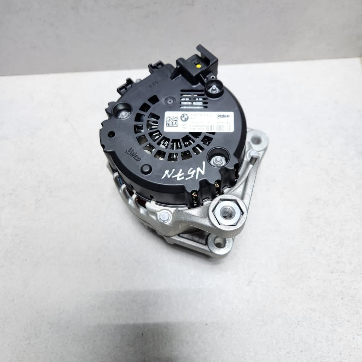 2015-2019 BMW X6 Alternator 8570675 X5 F15 and X6 F16 N57 DIESEL 