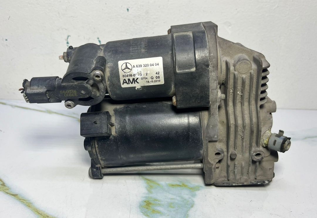 Mercedes W639 Vito V-Class  Airmatic Air Suspension Compressor Pump A639 3200404