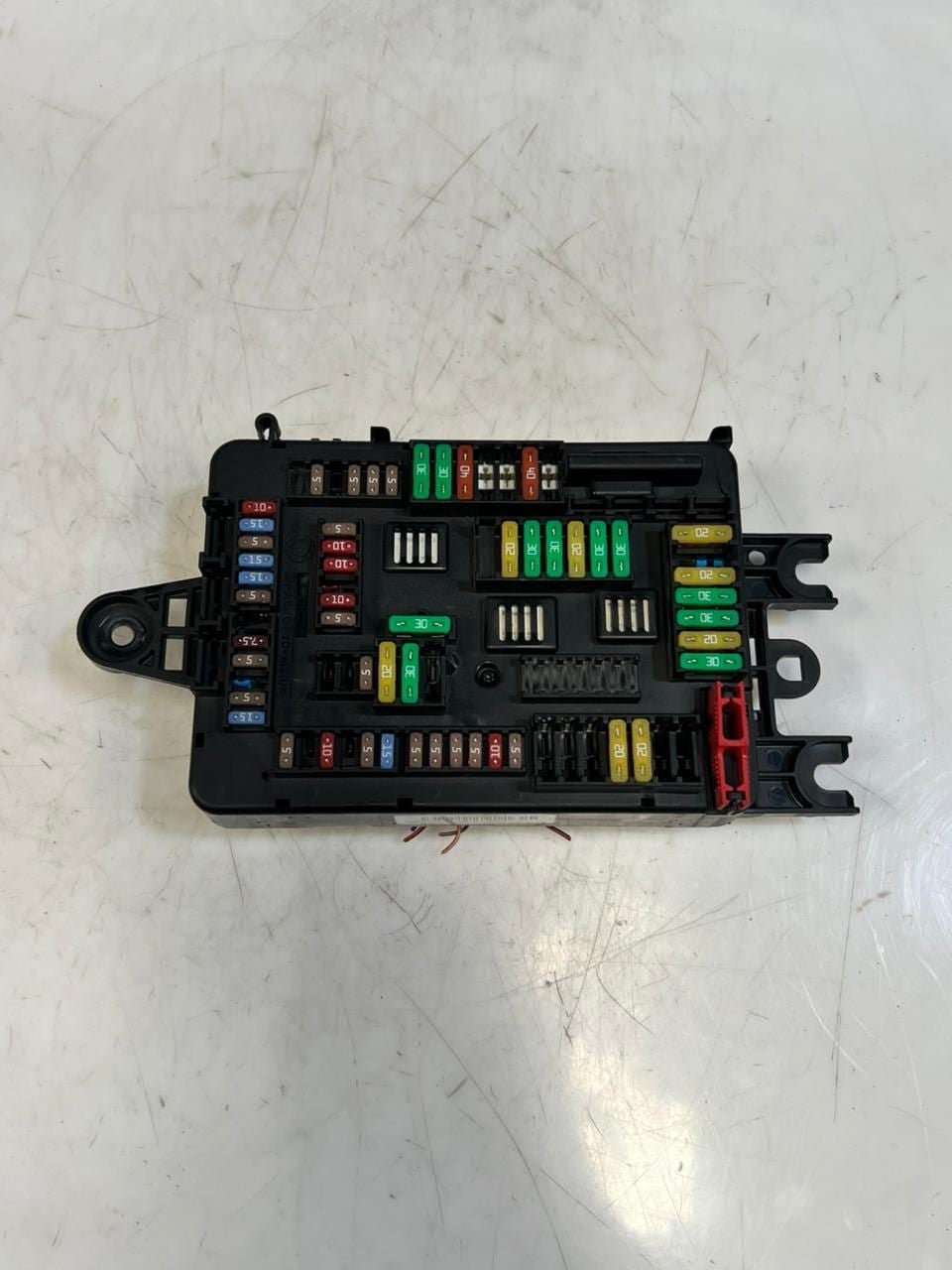 2015-2019 BMW X5 F15 F20 F21 F22 F30 FUSE Rear Power Distribution Box 9360372