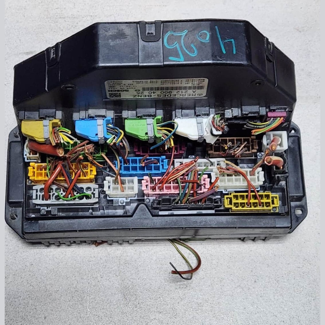 Mercedes-Benz E-250 Fuse Box Sam Control Unit A2129004025 E-Class W212