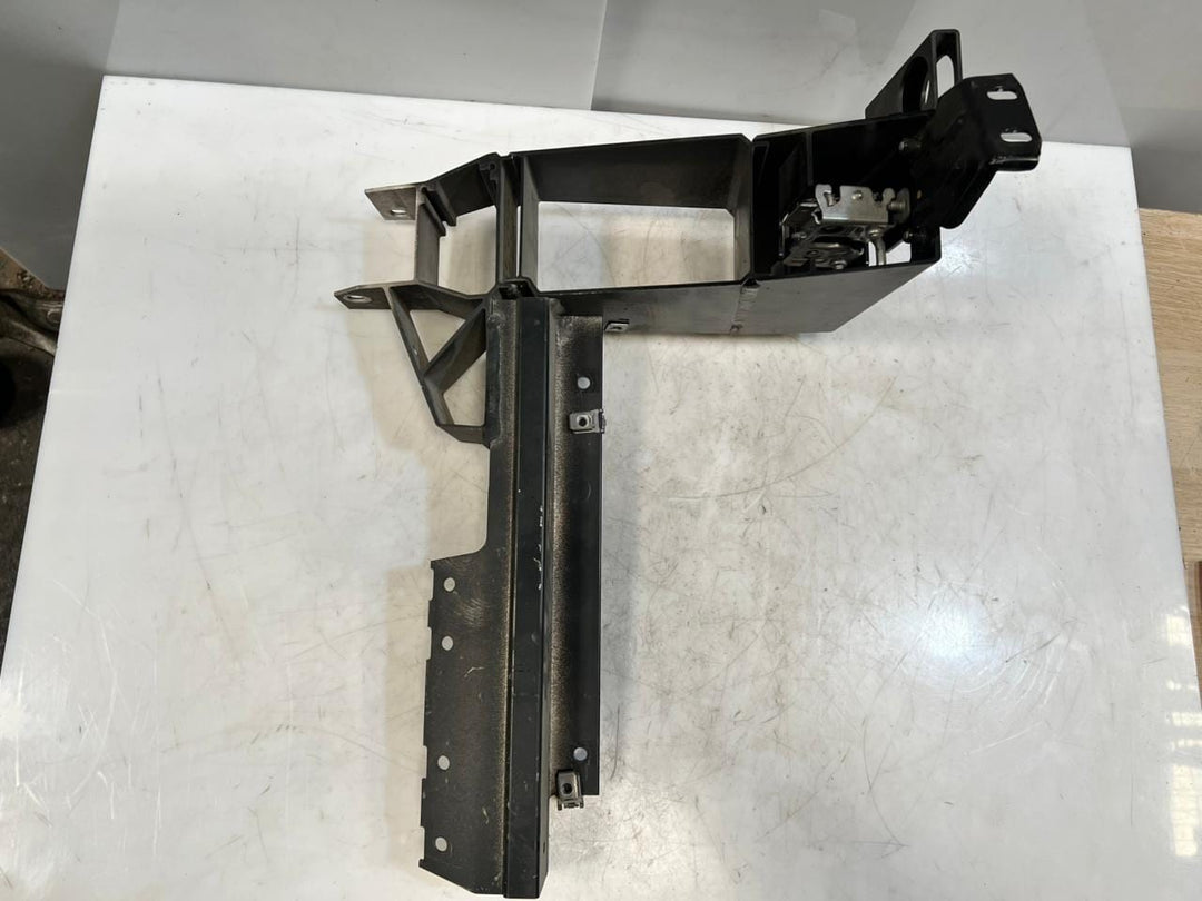 2015 BMW X3 F25 RADIATOR Front Reinforcement Support Bar BRACKET 7210500 OEM