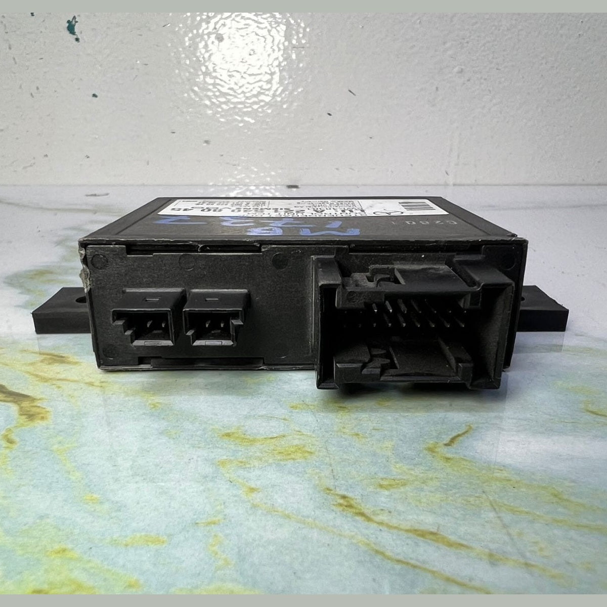 2007-2013 Mercedes S550 Tire Pressure Monitor Module A2215408045 W221 S-Class