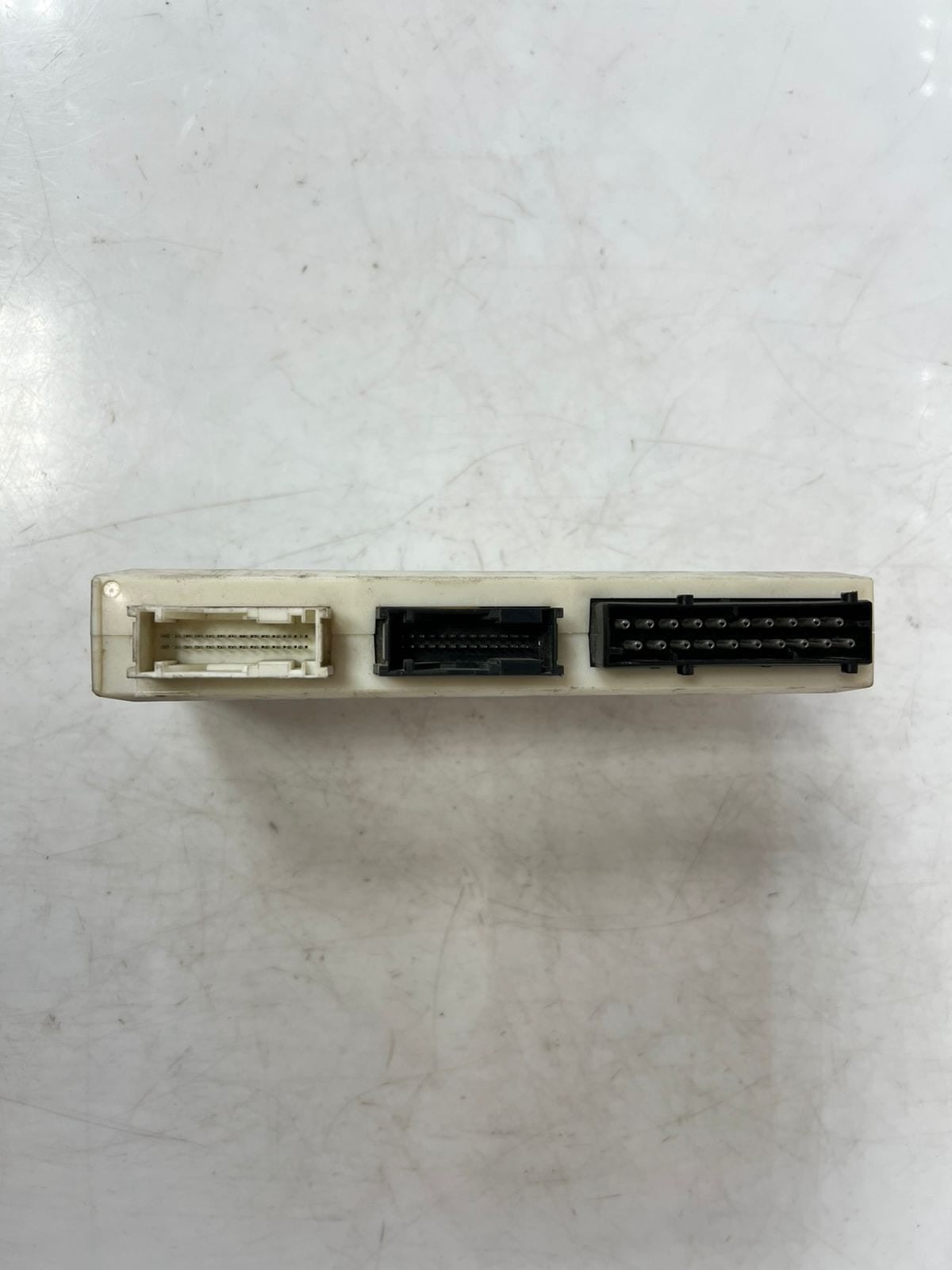 BMW 5 Series E39 GM III Body Control Module BCM 8381963 OEM