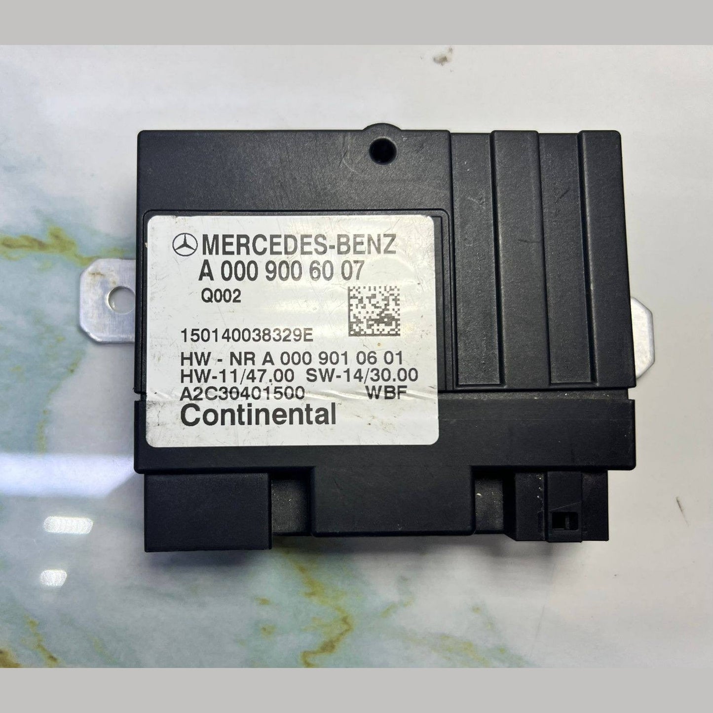 2008-2018 Mercedes-Benz C300 Fuel Pump Control Module A 000 900 60 07 W205 C-Cla