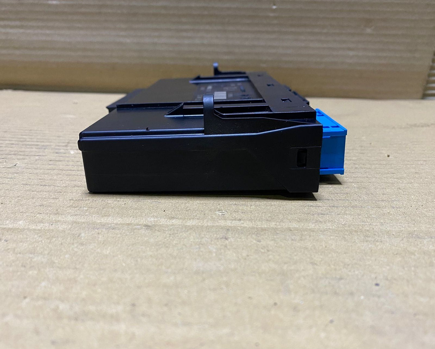 2011-2016 BMW 535i Junction Box Control Module 9228492 5 528i, 535i, and 550i