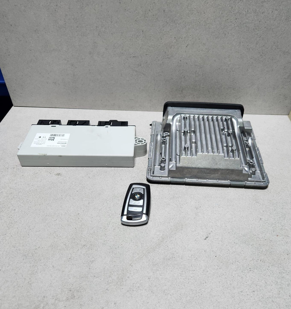 2007-2012 BMW F01 740i N54 RHD Engine Control Unit 7633038 ECU Set
