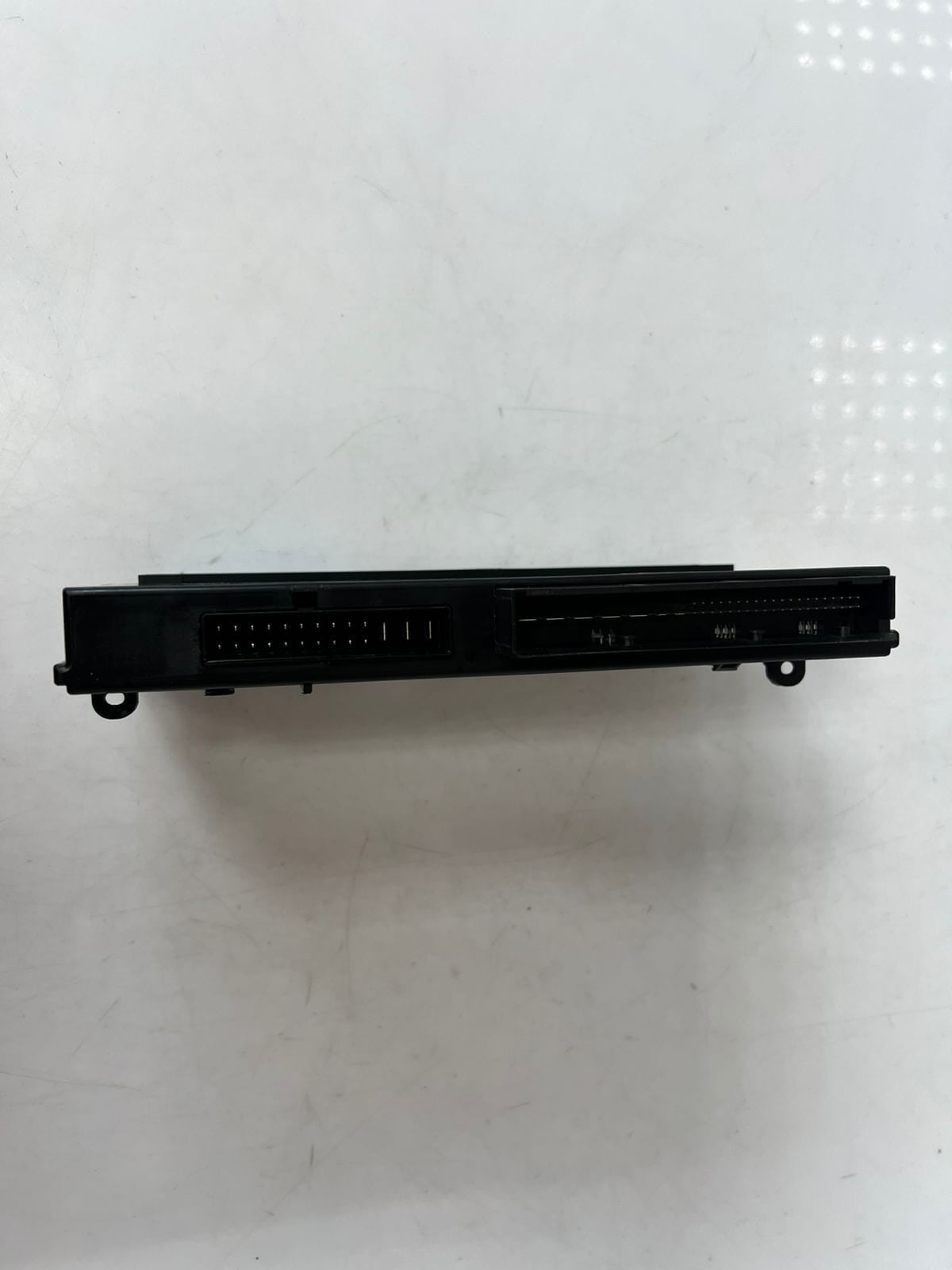 2010-2016 BMW 5 Series F10 520d, 528i Body Control Module BCM 9393667 OEM