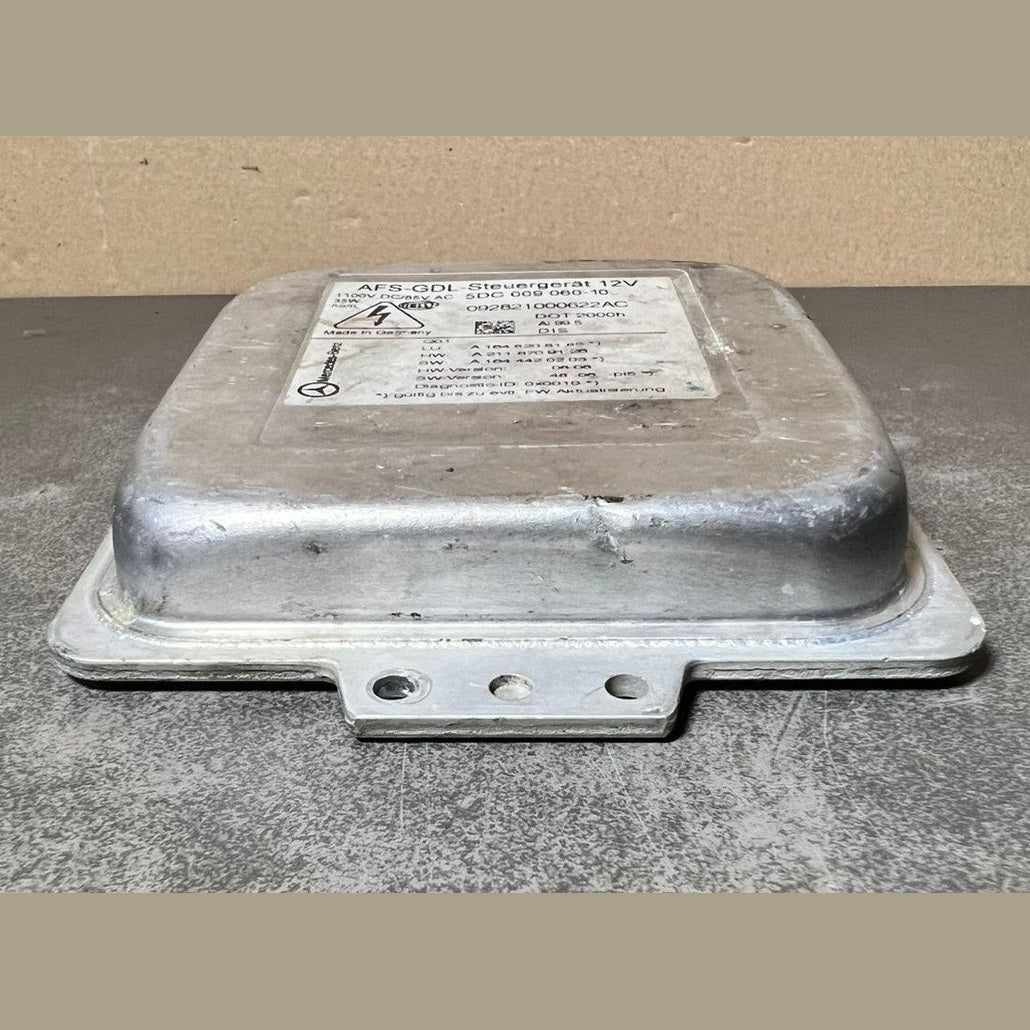 Mercedes W164 ML GL Xenon Light Headlight Control Module Unit A164 8208185 OEM