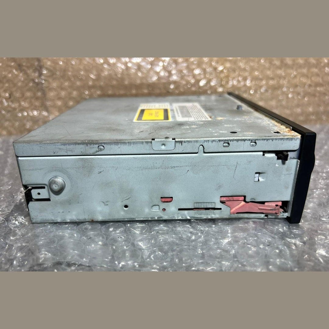 Mercedes W219 AMG 55 Car Navigation DVD CD Player GPS Harman A211 8705226 OEM