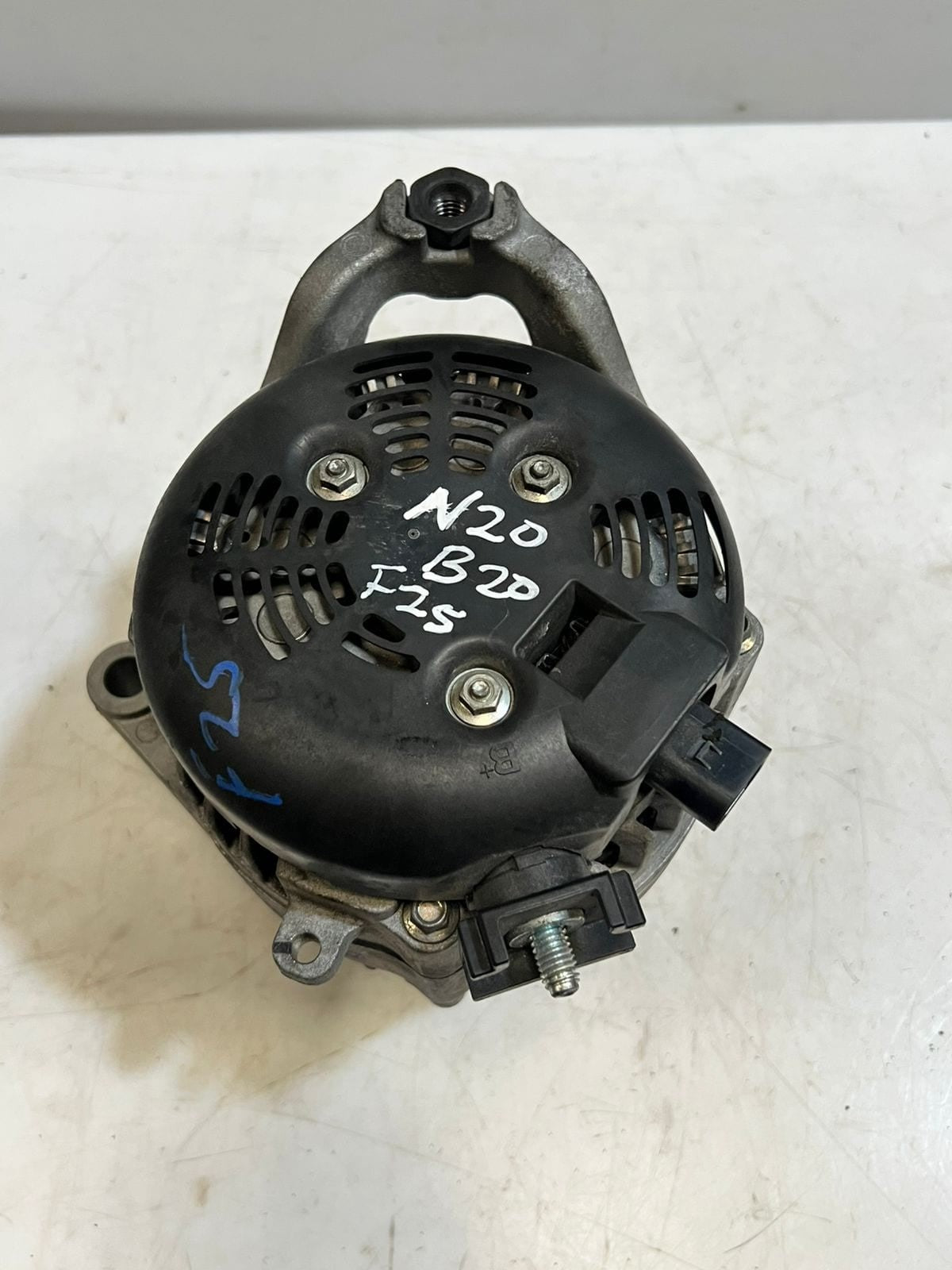 2014-2016 BMW 520i F10 F11 F20 E84 320i 520i 528i Alternator GENERATOR 7605478 