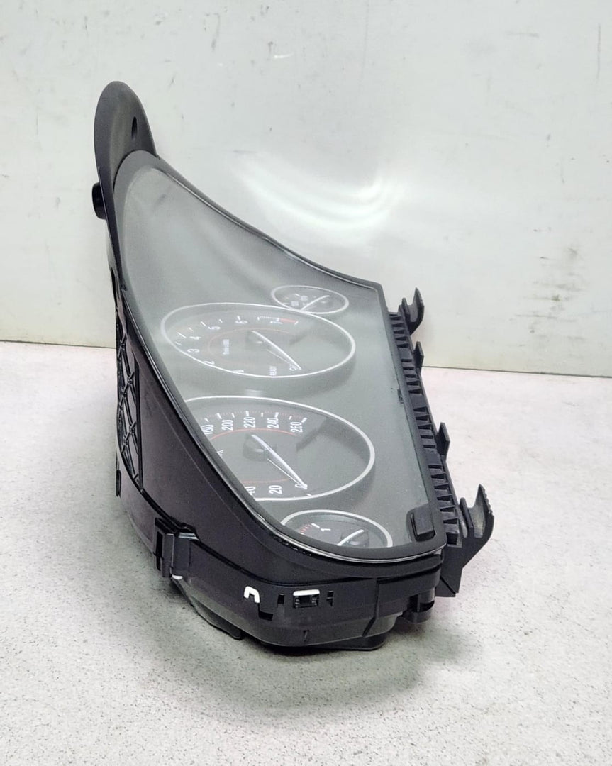 BMW 3 Speedometer Instrument Cluster 6847250 3 Series F30 F35 F31 OEM