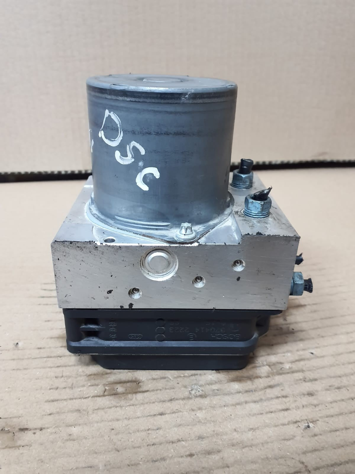 2013-2014 BMW X1 E84 E90 Hydraulic Unit ABS Pump Module 6860214 OEM