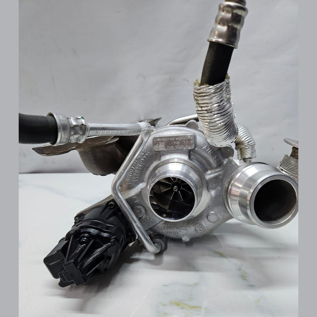 2018 BMW 530i G Series B48 Turbocharger 8631904 OEM