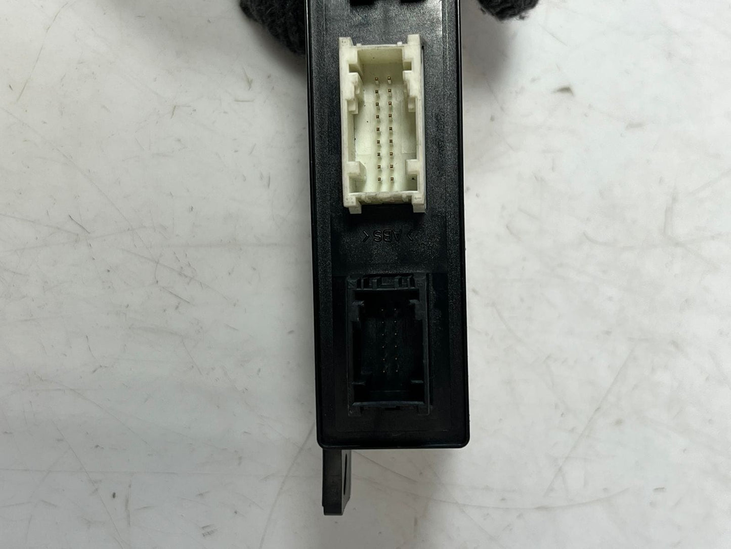BMW  5 Series E39 Door Control Unit Module Passenger 8369587 OEM