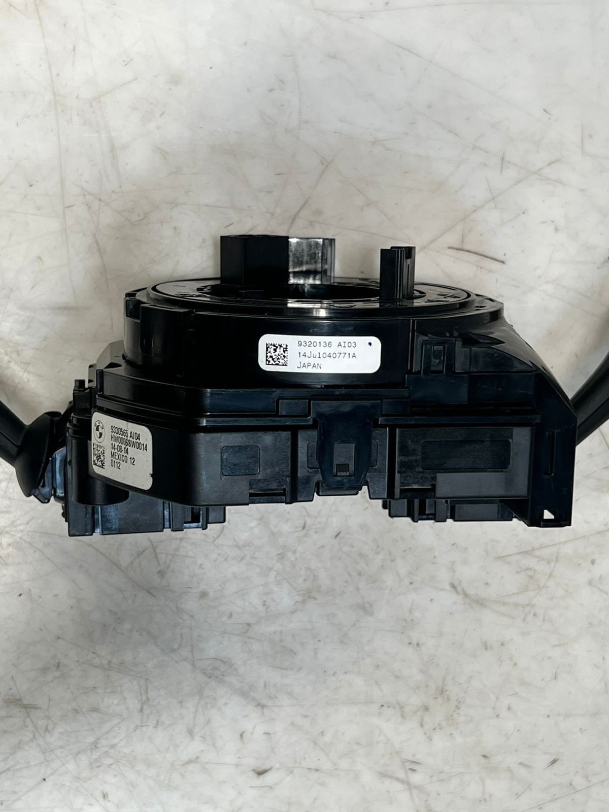 BMW  F15, F85, F25 MODEL Steering Column Switch Unit 9330565 OEM