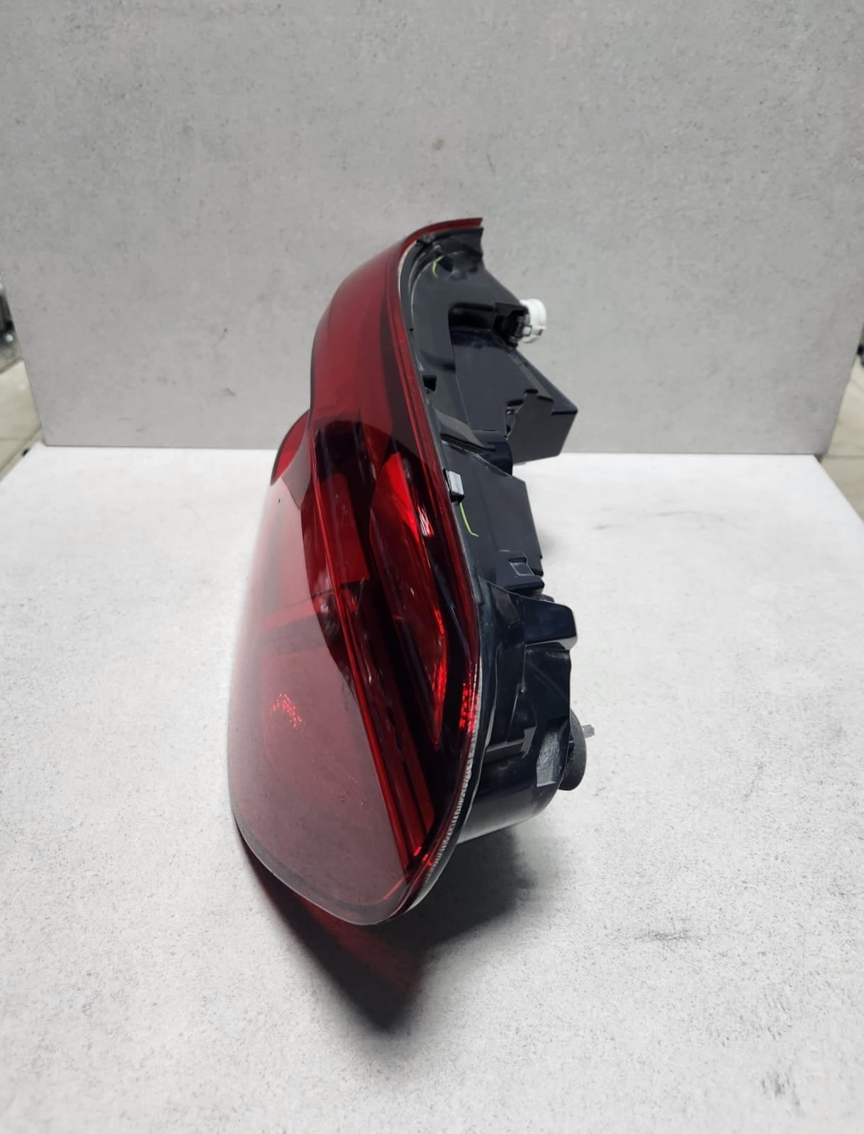 2019-2023 BMW X5 G05 Tail Light Right Outer Led H4944807201 X5 G05 