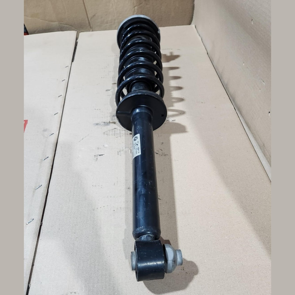 2017-2020 BMW 530i Rear Shock Absorber 6866615 530i and 540i