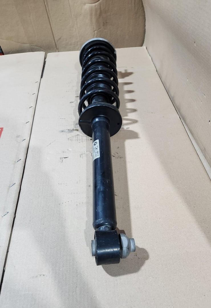 2017-2020 BMW 530i Rear Shock Absorber 6866615 530i and 540i