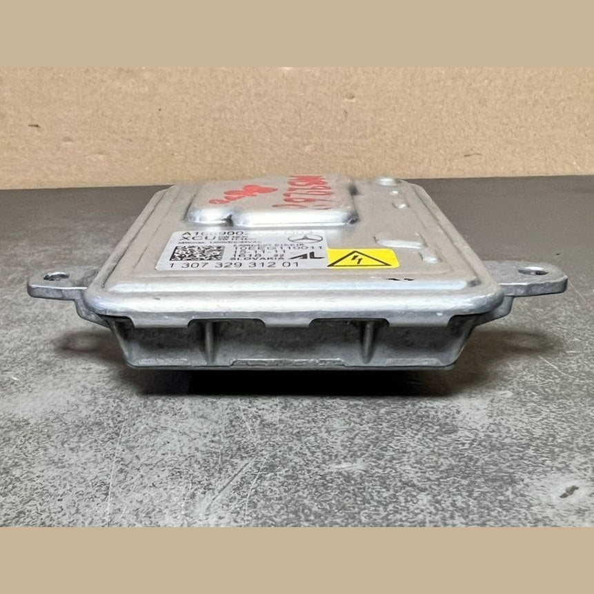 Mercedes Benz W166 Xenon Light Headlight Control Module Unit A166 9002800 OEM