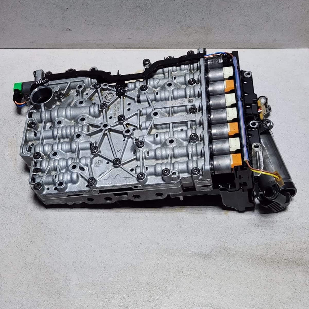 2012-2015 BMW X1 E84 2.0 TURBO Transmission Mechatronic Valve Body 0260550051