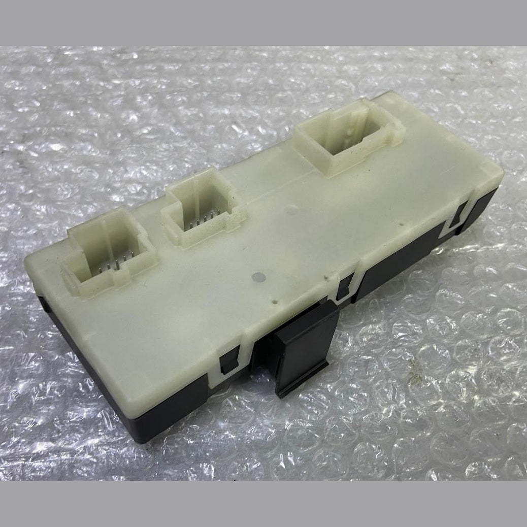 OEM BMW 740 750 G11 G12 TRUNK LID COMPUTER CONTROL MODULE UNIT 7448871