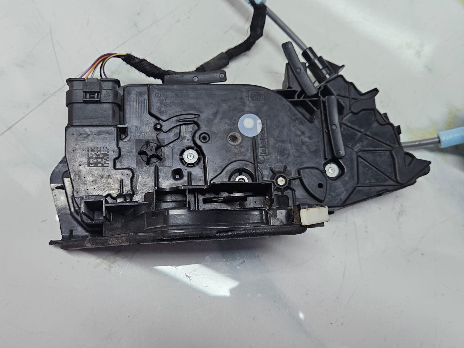 BMW 3 G20 Front Right Door System Latch 5121 7445042 OEM