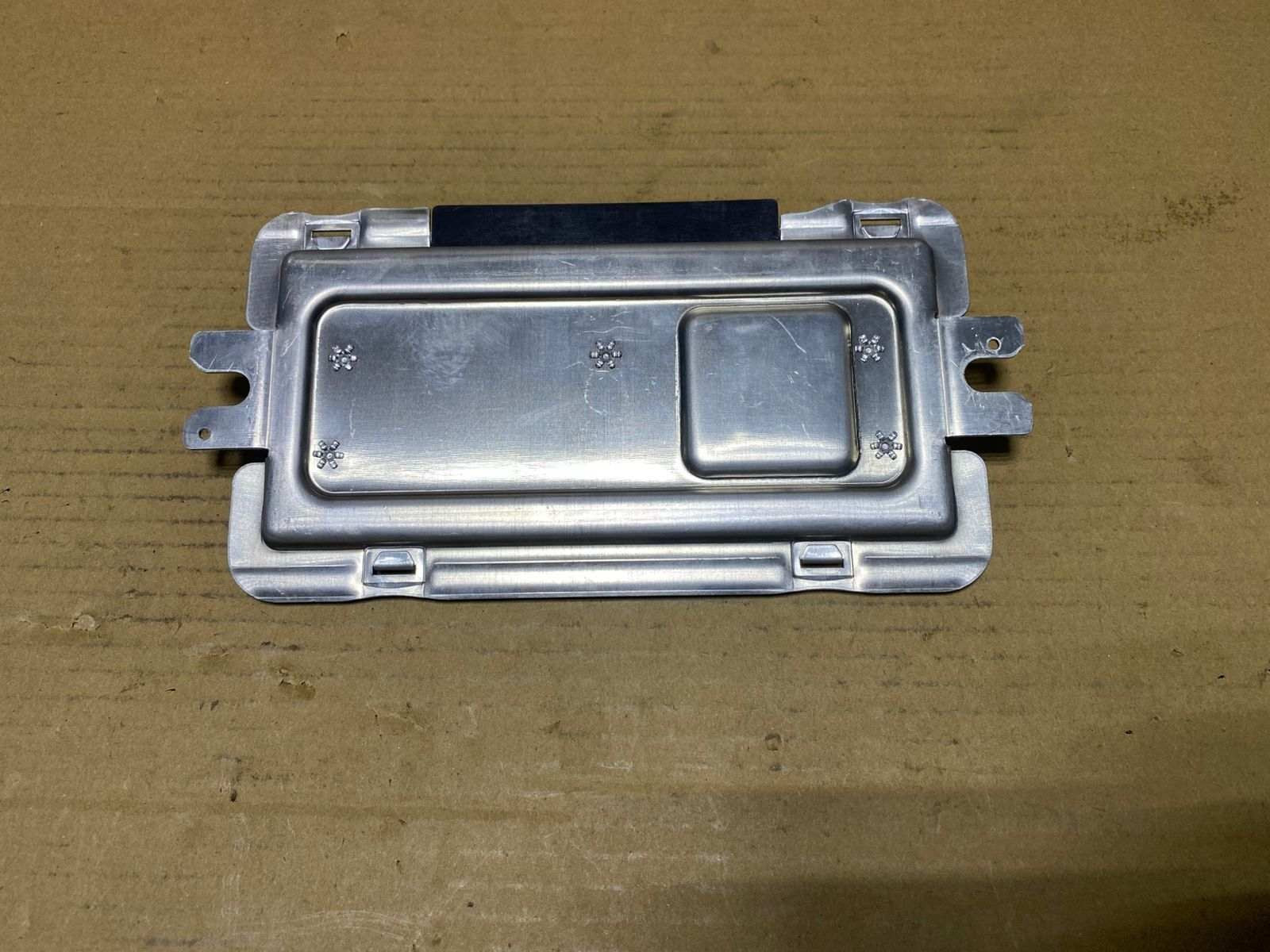 2012-2018 BMW M6 Suspension Control Module 6883149 X6M F16