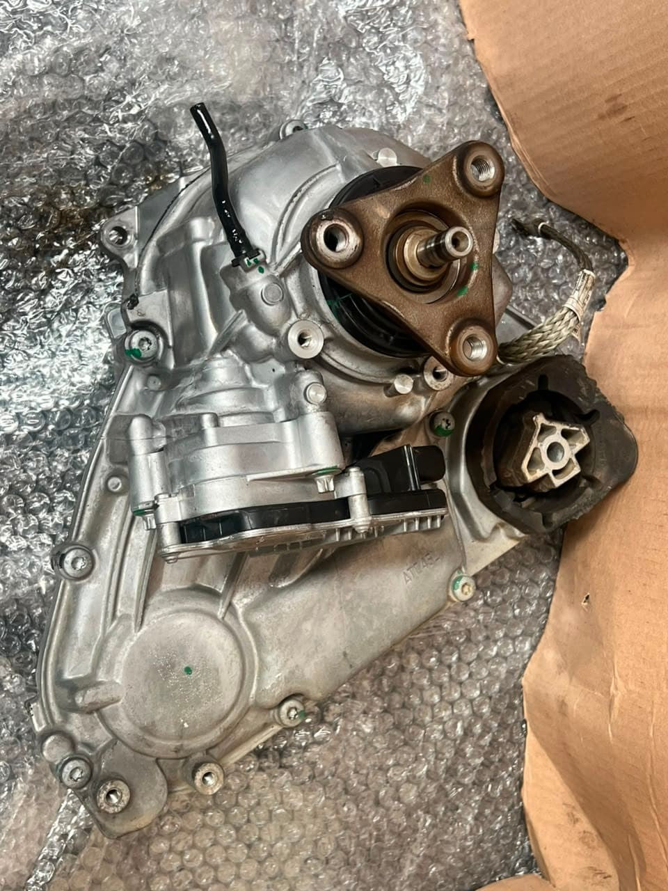 2014-2018 BMW X3 X4 X5 X6 F15 ATC45L DISTRIBUTOR Transfer Case 8623348 OEM