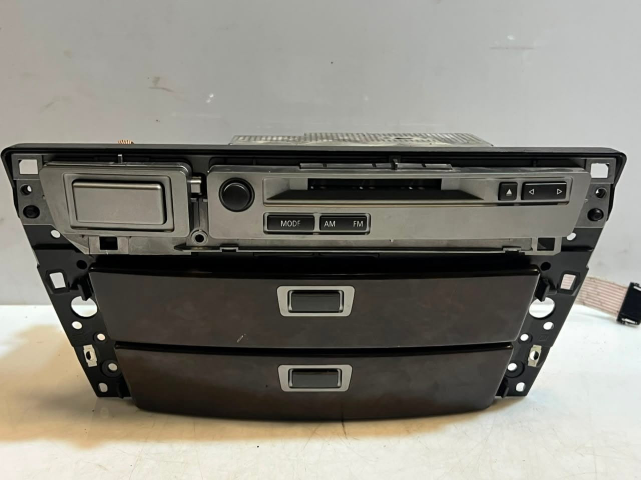 BMW 740i 7 Series E65 E66 Radio/CD/DVD/GPS Head Unit 9150993 OEM