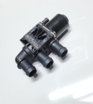 2018-2020 BMW 530e Heater Changeover Valve 9147347 3, 5, and 7 Series