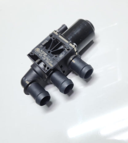 2018-2020 BMW 530e Heater Changeover Valve 9147347 3, 5, and 7 Series 