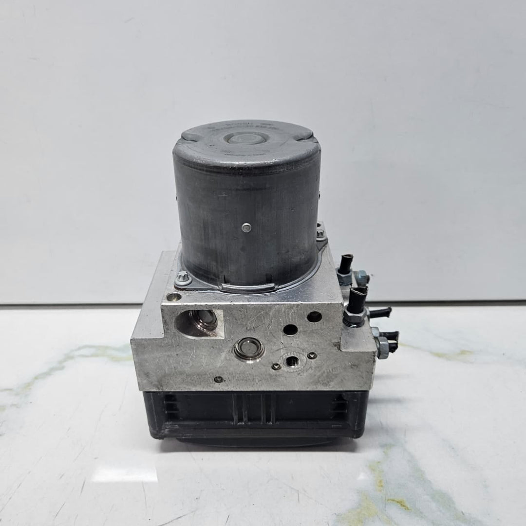 2010-2016 BMW 5 Series F10 F11 528i ABS Hydraulic Pump 6797045