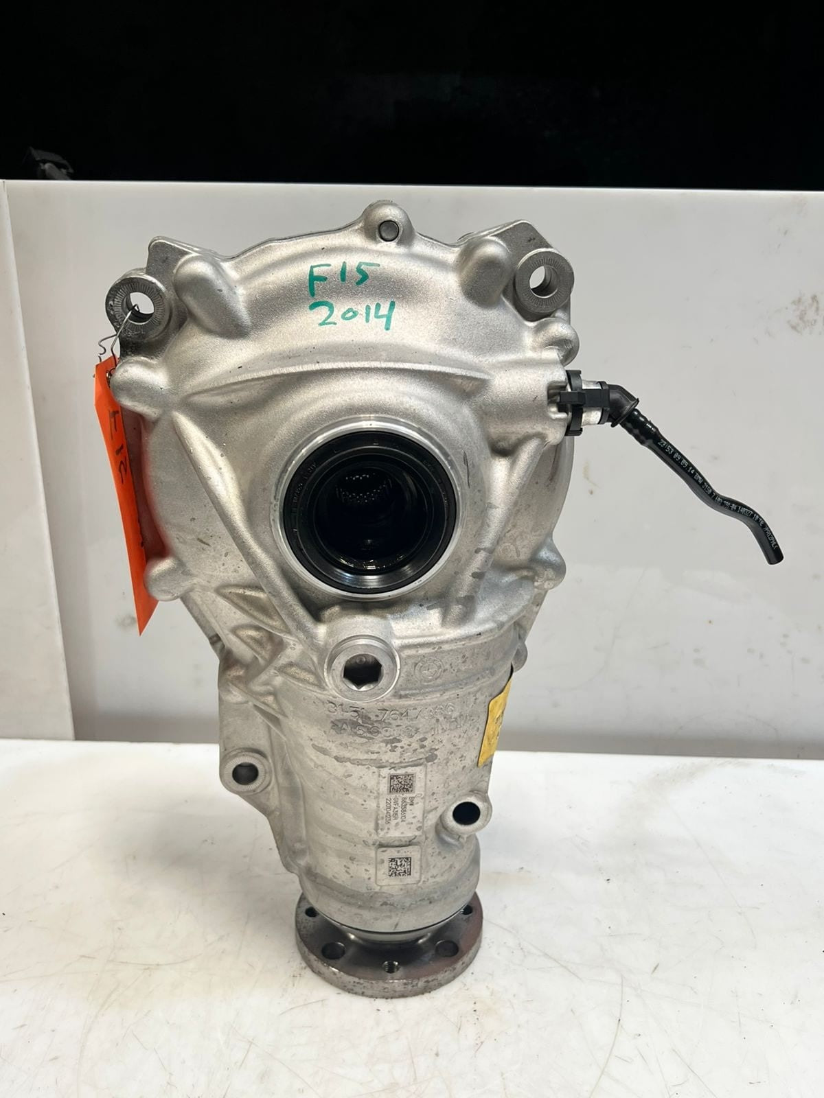 2014 BMW X5 F15 N47 X6 E71 F10 F20 F30 E70 Front AXLE Differential 8635861 OEM